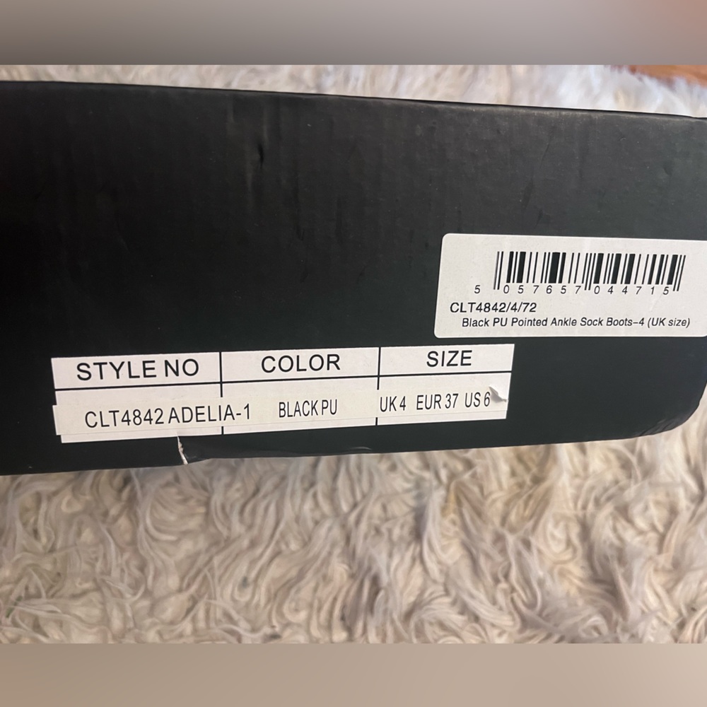 Plt Sock Heel Pointed Bootie 5.5-6 - image 6